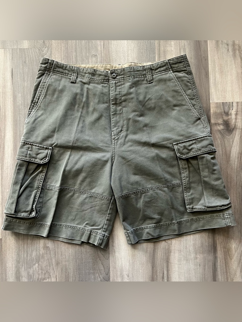 Ocean Pacific OP Cargo Shorts Mens 38 Green Flap Pockets Summer Outdoors Casual
